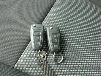 Ford Transit Custom 2.2 TDCI r.v.2016 74 kw ČR - 17