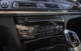 BMW 730D 3.0 2012 - 17