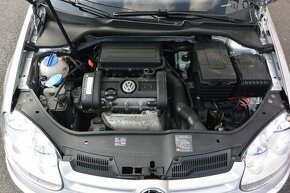 PRODÁM Volkswagen Golf V1.4i16v 165tis km - 17