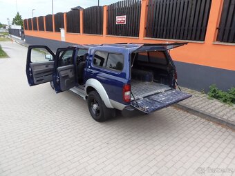Nissan Navara Double-Cab 2.5 TD 140000 km - 17