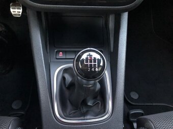 Volkswagen Scirocco 2,0 TDI 110 KW Sport Pravidelný servis - 17