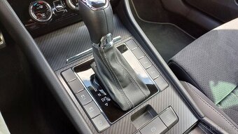 Superb combi Sporline 2.0TDI 147kW 4x4 DSG Weba-1.maj-DPH-ČR - 17