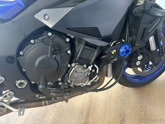 Yamaha MT-10 - 17