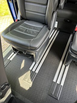 Volkswagen T6 Multivan 2.0 TDI 146 kW DSG | r. 2020 - 17