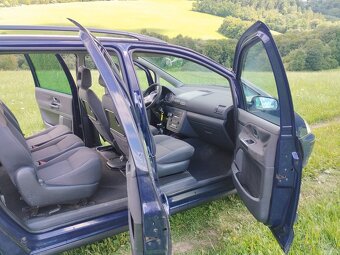 Prodám Seat Alhambra 1.9 TDI 7 místne - 17