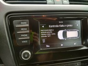 ŠKODA OCTAVIA  COM 4x4 III 1,6 TDi,77 KW,NAVIG,ESP,KLIMA,ČR. - 17