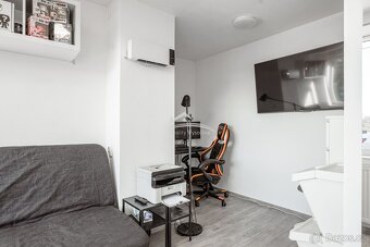 Prodej rodinného domu 6+kk s autodílnou – Šimanov, 9 km od J - 17