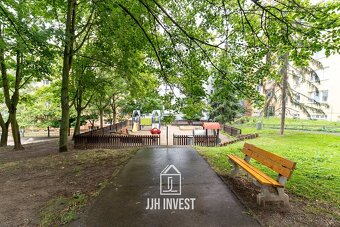 3+1 na Barrandově: světlý byt připravený na vaši rekonstrukc - 17