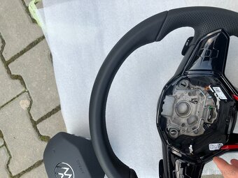 volant kůže DOTYK MULTI s řazením VW GOLF VIII GTI - 17