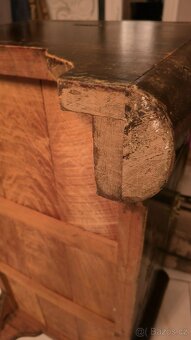 Stará truhla asijský motiv - 17