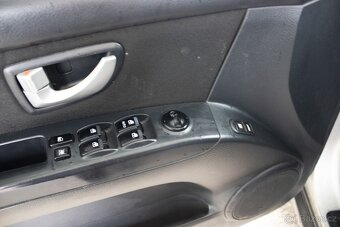 Kia Sorento 2.5 CRDi 4x4 125kW - 17