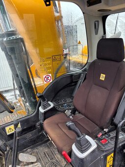 Pásové rypadlo JCB 145LC, skladem , 14,2t - 17