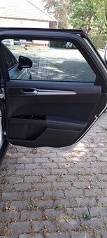 Ford Mondeo mk5 - 17
