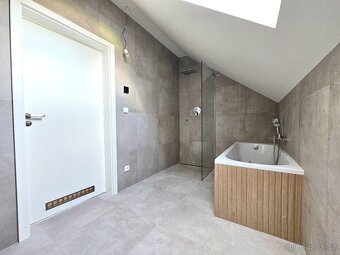 Prodej domu 132 m² s pozemkem 297 m² - 17