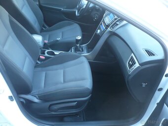 Hyundai  i30 - 17