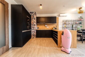 Prodej bytu 2,5+kk v centru Poděbrad, 82 m2, parkov., komora - 17