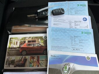 ŠKODA FABIA 1. 4 MPI SERVISNÍ KNIHA 94.900 km - 17
