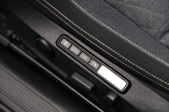 VW Passat B8 Variant 2.0 TDI 147kW DSG - záruka Autodraft - 17