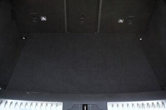 Range Rover Velar P380 280 kW, Ventilace, ČR, Tažné zařízení - 17