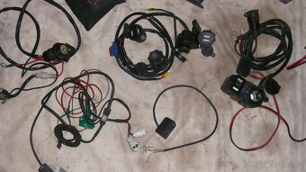 řídítka,padáky,zrcátka,světla,řetězy,páčky - 17