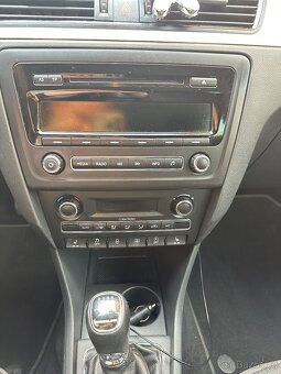 Škoda Rapid 1.6 TDI SPACEBACK - 17