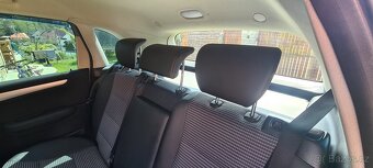 MERCEDES-BENZ B 200 CDI 103KW servisovaný - 17