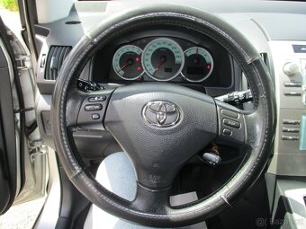 TOYOTA COROLLA VERSO -1.8 VVT-i ,7 míst, automat - 17