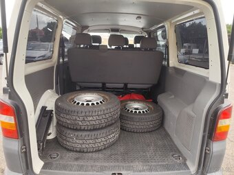 VW T5.Caravelle.1.9TDI.75kw.6 míst.R.V.11/2006.STK Nová - 17