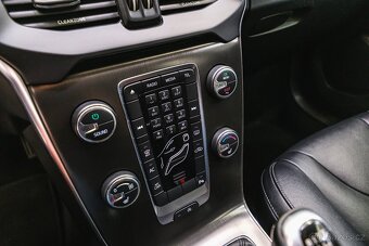 Volvo V40 2014, D2, el. kožená sedadla, bi-xenony,TFT, - 17
