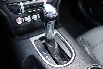 FORD MUSTANG 2.3 FASTBACK 213kW AT - 17