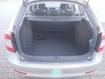 Škoda Octavia Combi 1.6MPI, 75kW, 2011 - 17