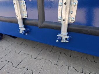 Skladový kontejner na hákový nosič - 17