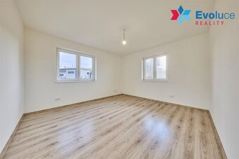 Prodej novostavby rodinného domu 4+kk se zárukou - 17