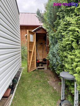 Prodej zahrady 365 m2 s mobilním domem 33 m2. Vhodné pro ryb - 17