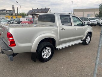 Toyota Hilux 3.0D4D Aut. 126kw - 17