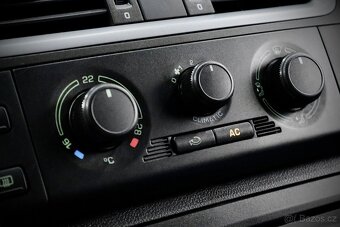 Škoda Fabia 2 Combi 1.4i 16v 63kW  Ambiente - 17