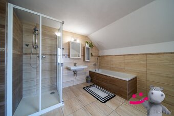 Prodej rodinného domu 251 m², Vsetín, ev.č. 58683 - 17