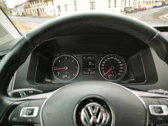 VW Multivan T6 2.0 TDI 110 KW DPH SLEVA - 17