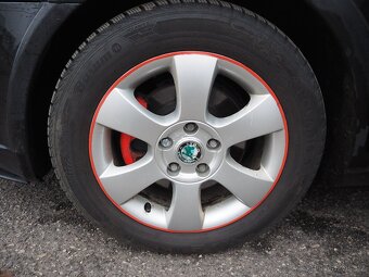 Škoda Octavia 2.0 TDI vyhř. sedadla, klima, tempomat - 17