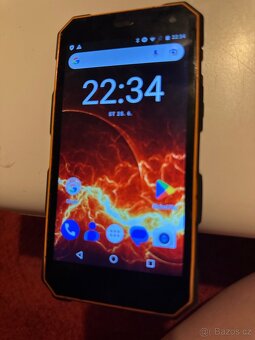 Mobilni telefony funkcni i na dily celek popis - 17