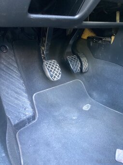 Audi A4 B7 Avant 2.0TDI 125kW S-line - 17