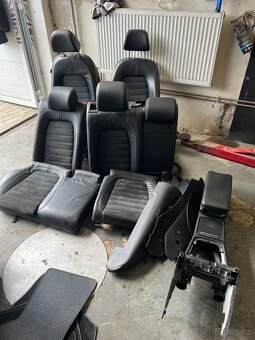 Passat b6 3.2 v6 díly - 17