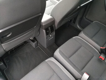 Volkswagen Touran 1.2 TSI /77 kW/ 7 Míst - 17