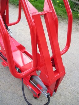 střední kleště na balíky - 17