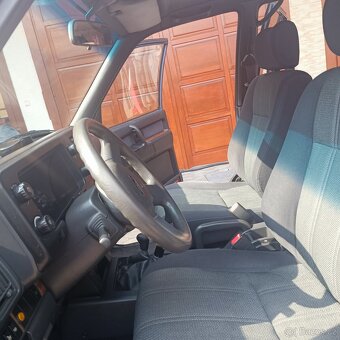 SUV Opel Monterey RS - 17