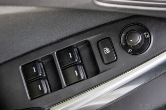 Mazda 6 Combi (Wagon) 2.2 Skyactiv-D Revolution, 129kW, M6 - 17