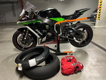 KAWASAKI ZX10R - 17