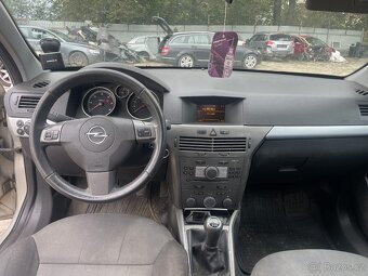 Opel Astra H 1.7 2006 - 17