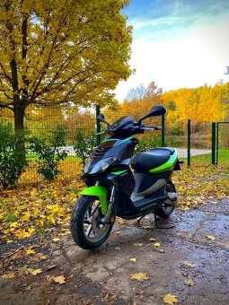Skútr Piaggio NRG bez ŘP 25 km/h - 17