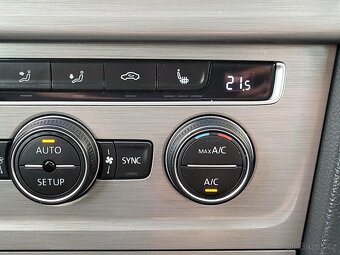 Volkswagen Golf, 1,2 TSi SERV.KN.+ NOVÉ ROZVOD - 17
